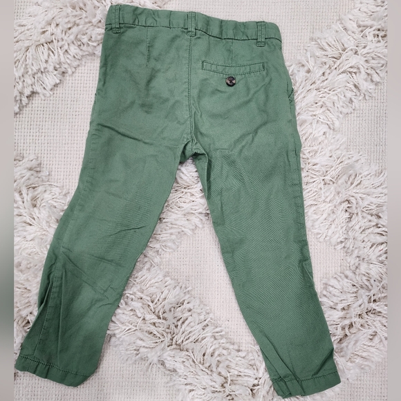 🦖 H&M 3T-4T boys button-up dinosaur shirt and green pants - Picture 8 of 10